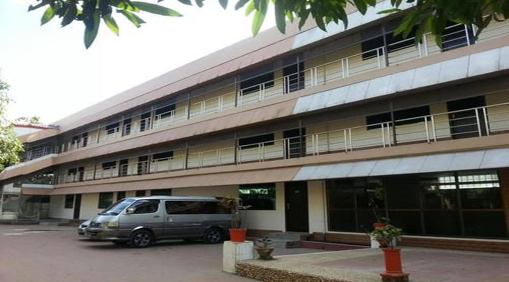 Airport Inn Gyogon Exterior photo